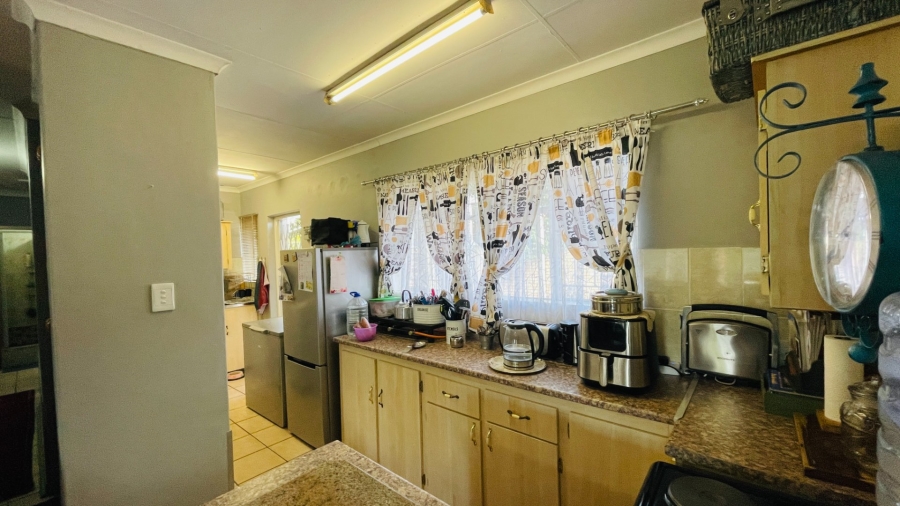2 Bedroom Property for Sale in Potchefstroom South North West